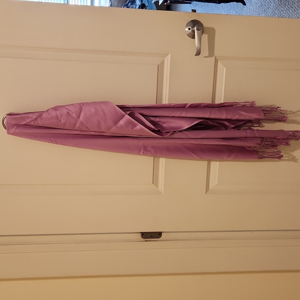 Lilac colored shawl/scarf